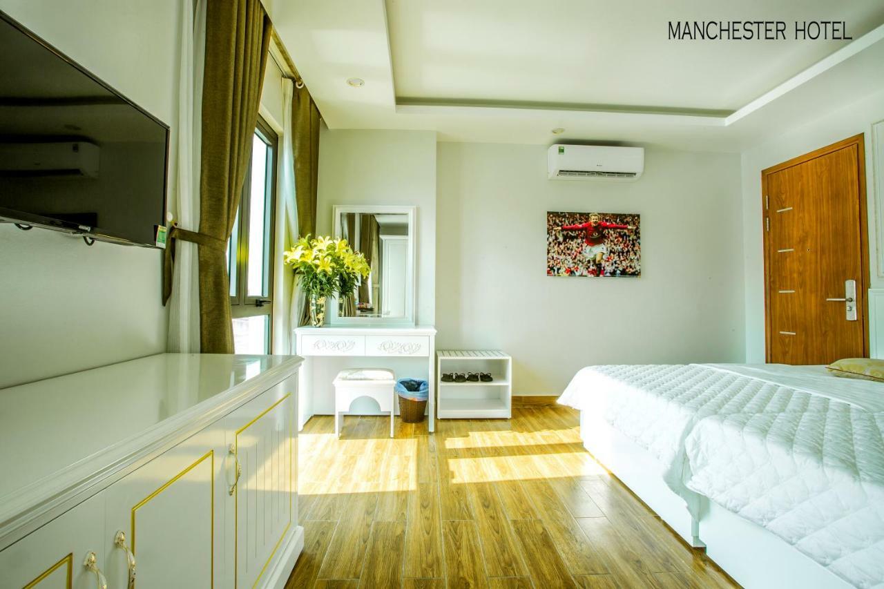 Manchester Hotel Ha Long Esterno foto