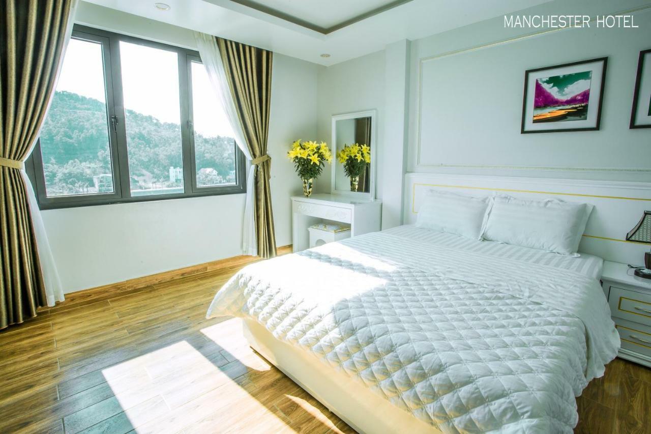 Manchester Hotel Ha Long Esterno foto