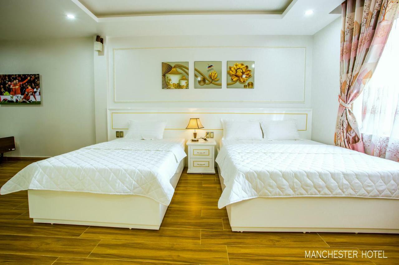 Manchester Hotel Ha Long Esterno foto