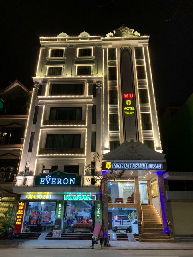 Manchester Hotel Ha Long Esterno foto