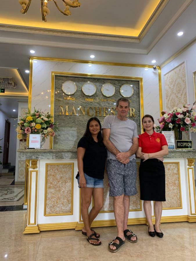 Manchester Hotel Ha Long Esterno foto